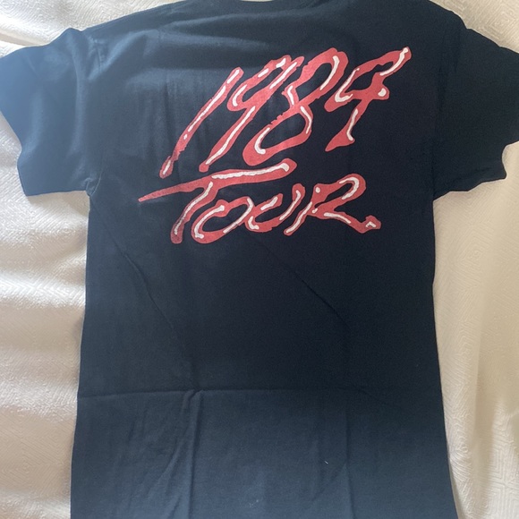 Ozzy Osborne NEW 1984 graphic tshirt short sleeve shirts men unisex size medium - Picture 4 of 4